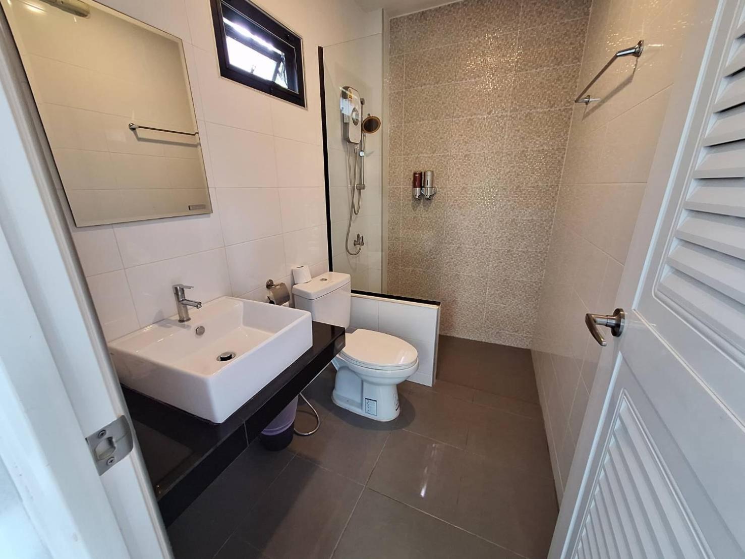 Lanta Noblesse Hotel Ko Lanta Екстериор снимка